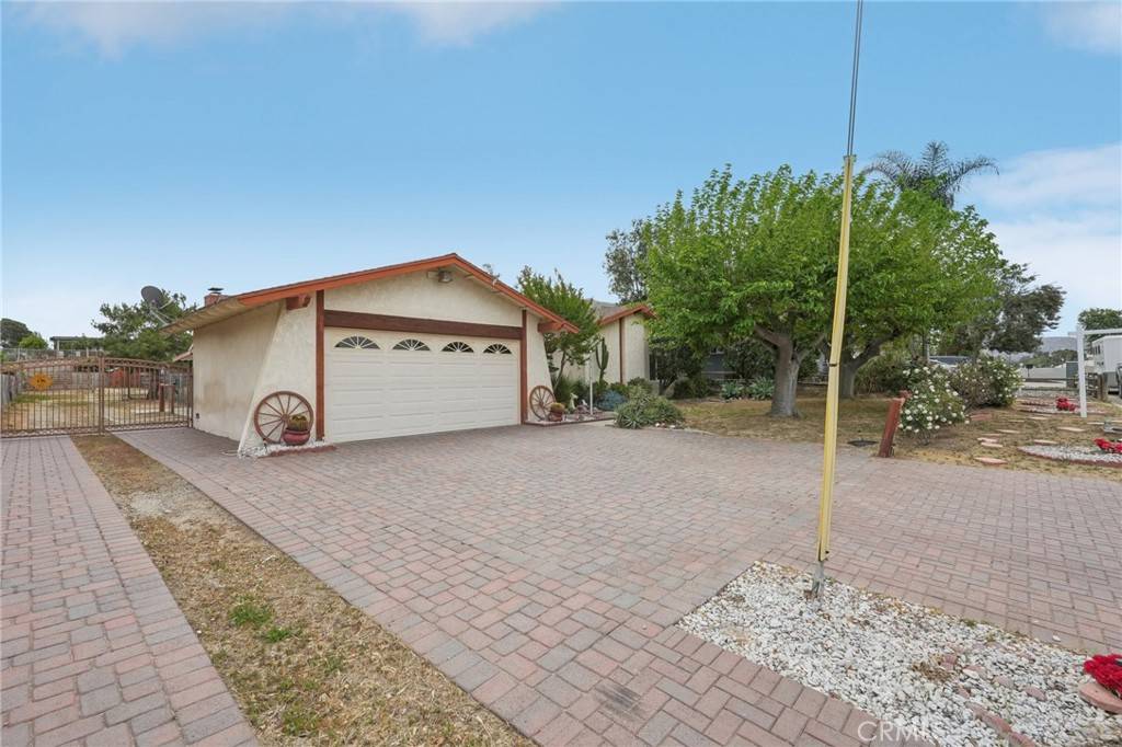 Norco, CA 92860,5167 California AVE