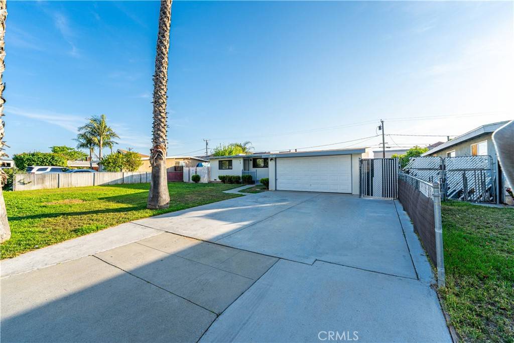 Riverside, CA 92503,3542 Farnham PL