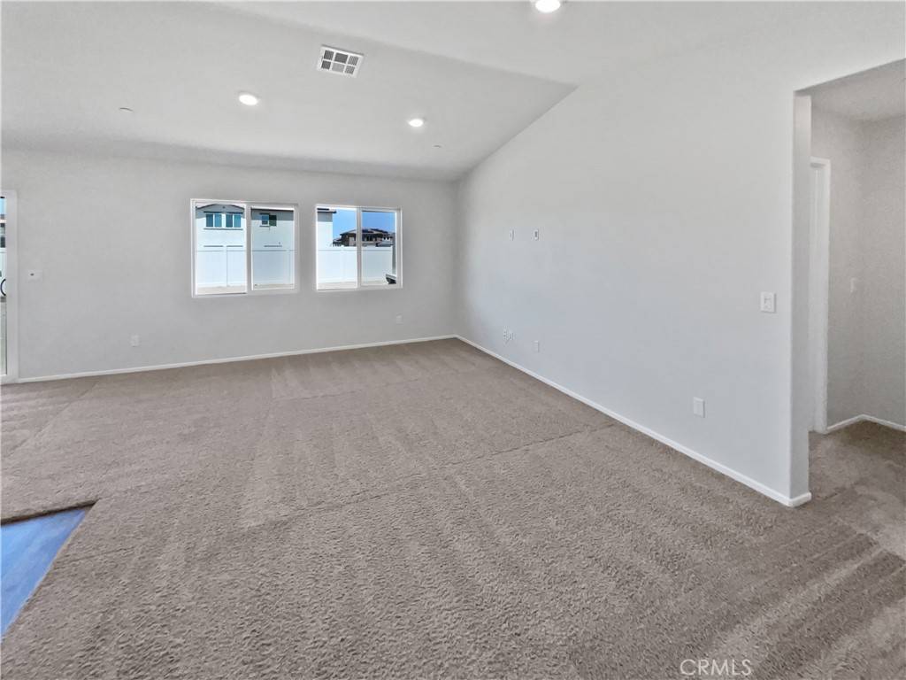 Adelanto, CA 92301,10304 Saddleback DR