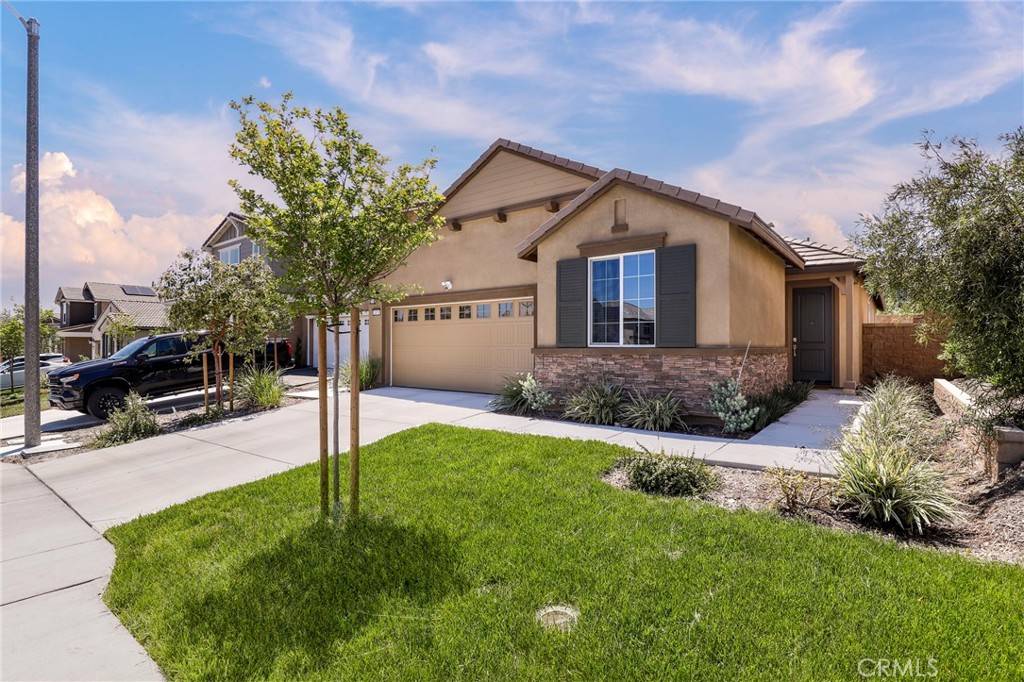 Rialto, CA 92377,2476 Yellowstone WAY