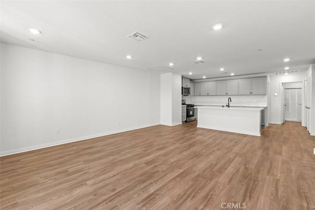 Ontario, CA 91761,4265 S Hermosa Paseo