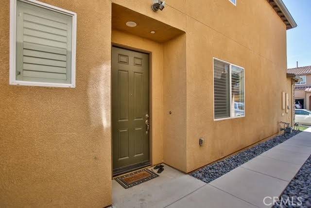 Pacoima, CA 91331,9712 Pine Orchard ST