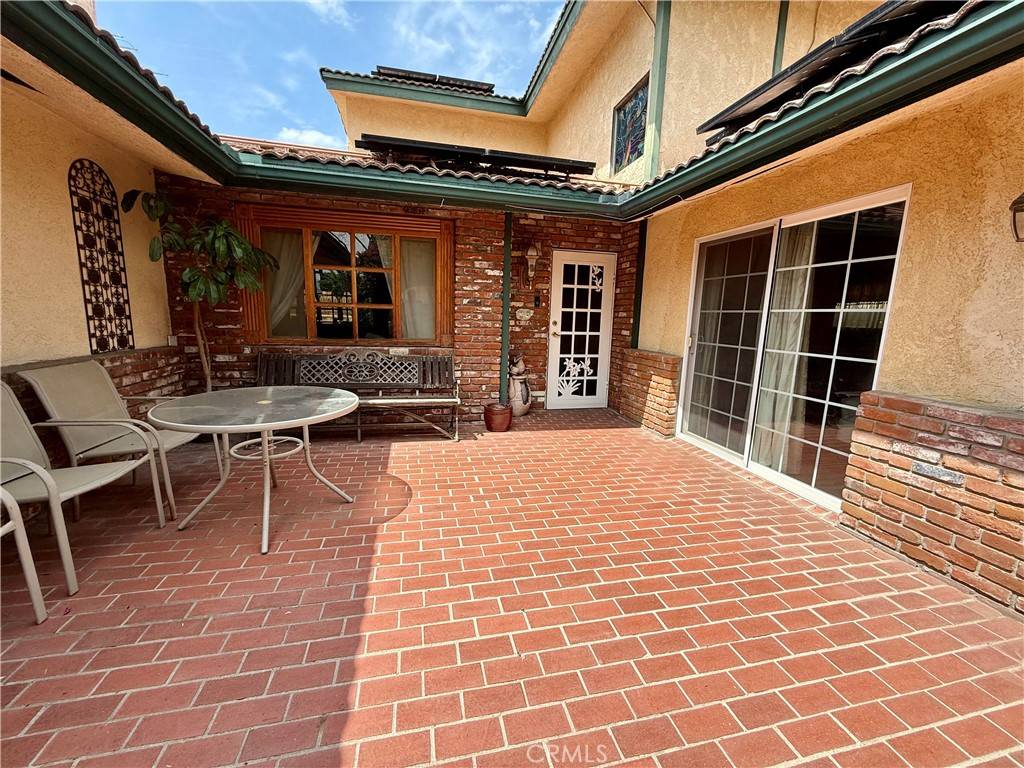 San Bernardino, CA 92407,5450 Acacia AVE