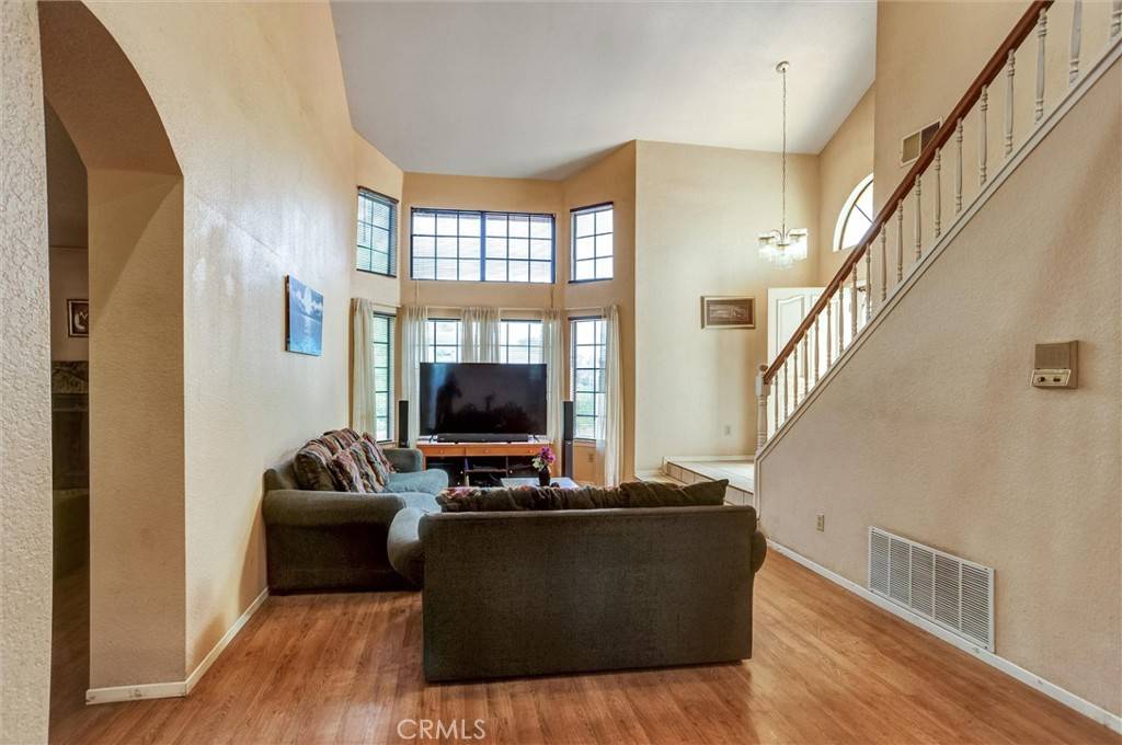 Riverside, CA 92508,18480 Dallas AVE