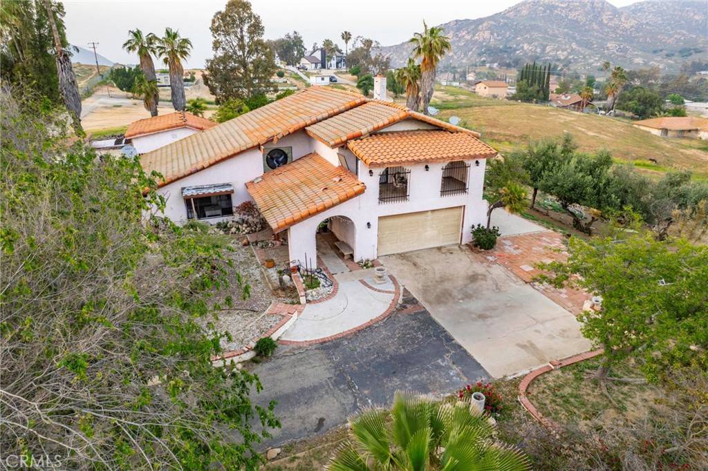 Moreno Valley, CA 92557,8900 Running Gun LN