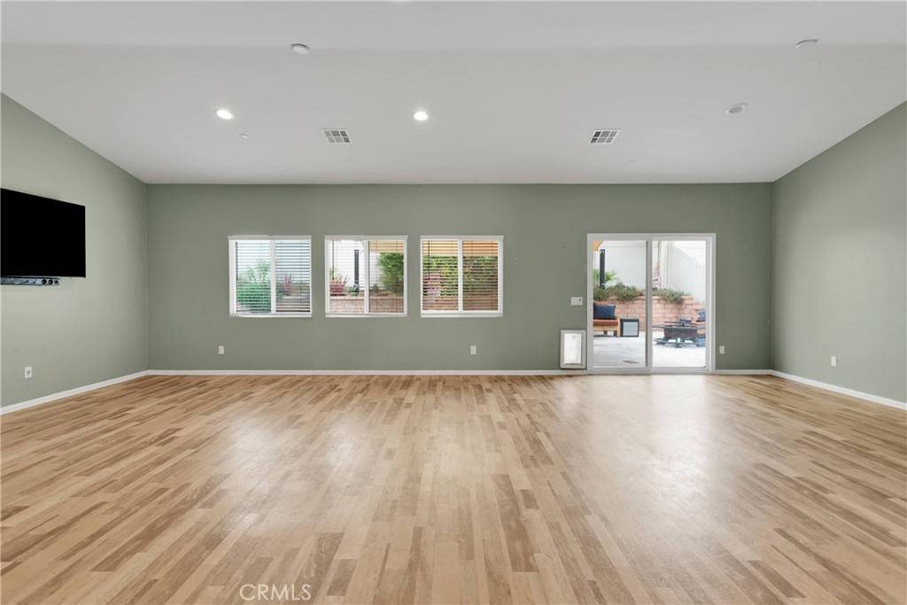 Menifee, CA 92584,30122 Big Country DR