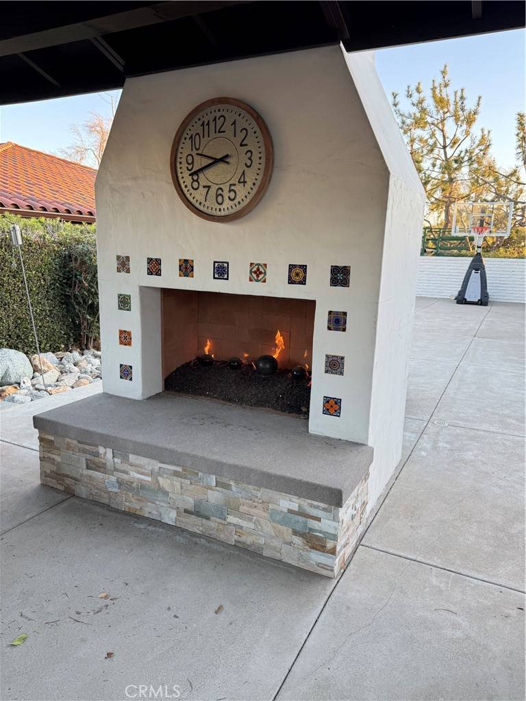 675 W Clark ST Upland, CA 91784