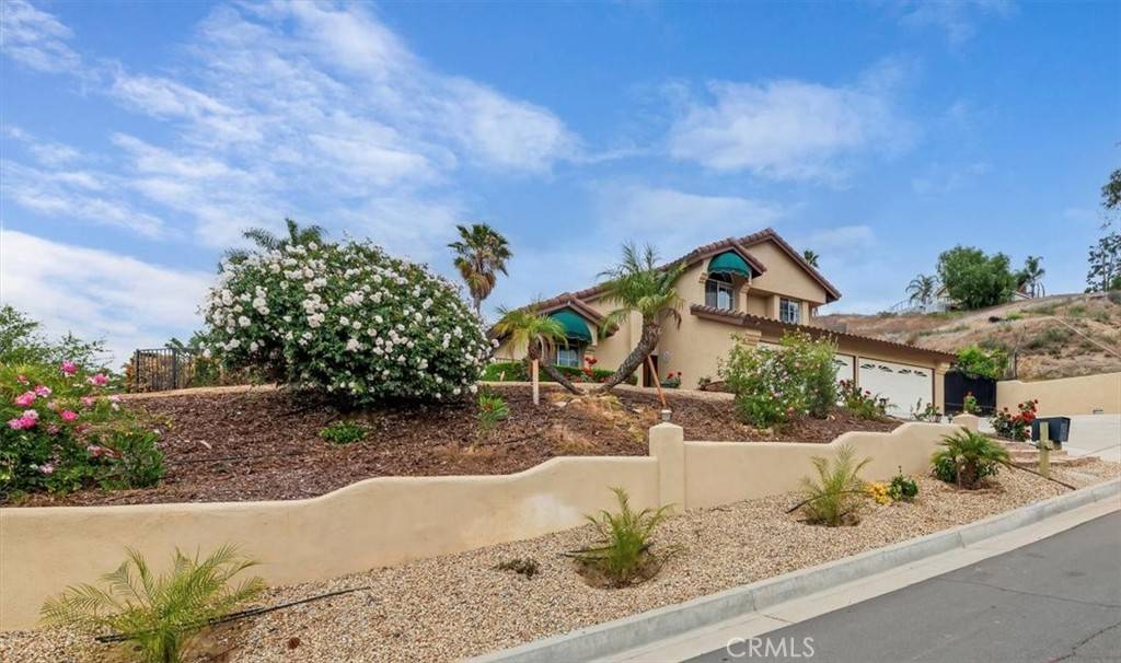 Riverside, CA 92503,16450 Vista Grove CIR