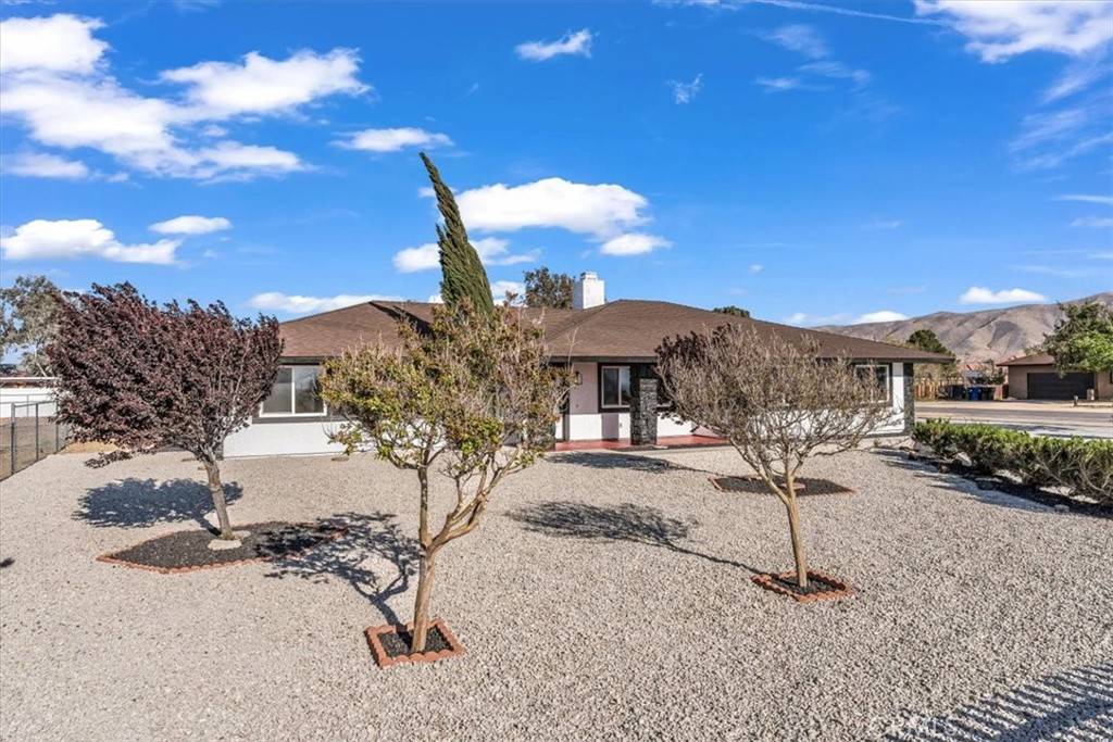 Apple Valley, CA 92308,10911 Caribou AVE
