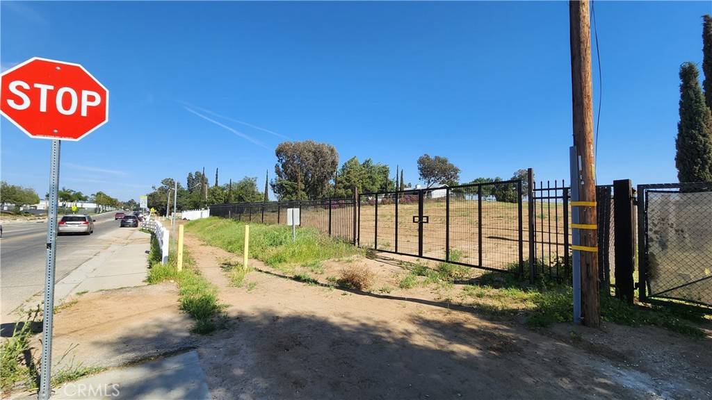 Perris, CA 92570,0 W Rider ST