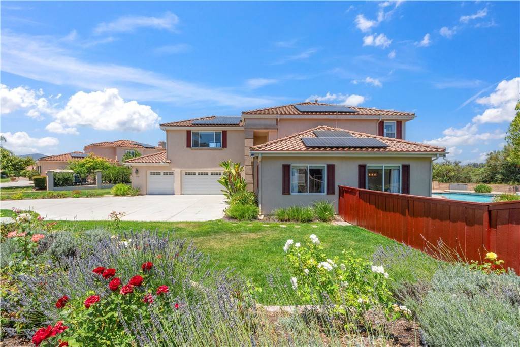 Escondido, CA 92029,1732 Gamble LN
