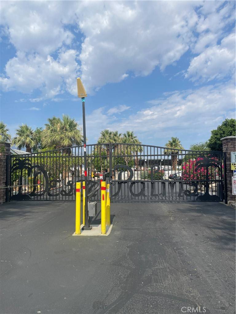 Desert Hot Springs, CA 92241,17555 Corkill RD #5