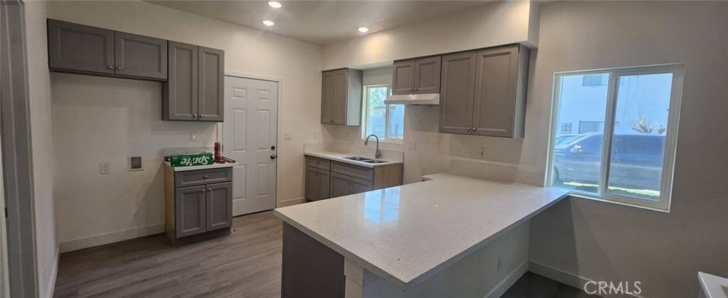 Loma Linda, CA 92354,10595 Ohio ST
