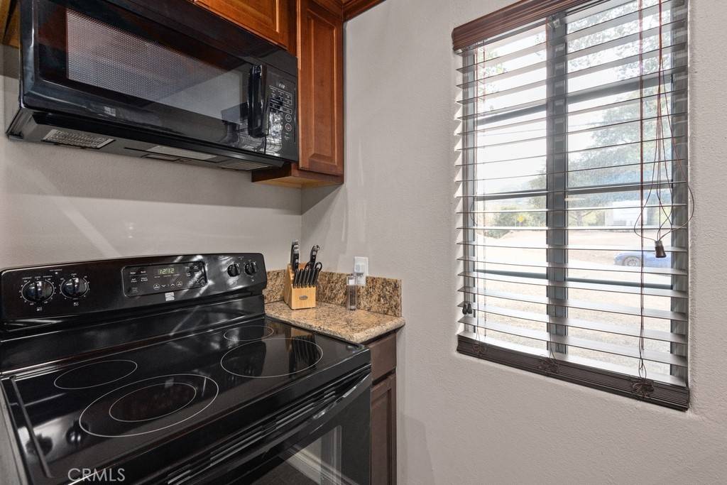 Banning, CA 92220,18651 Cryer DR