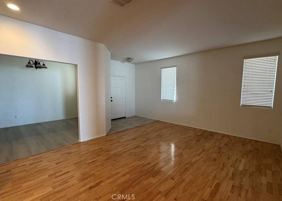 Victorville, CA 92394,13772 Sunshine