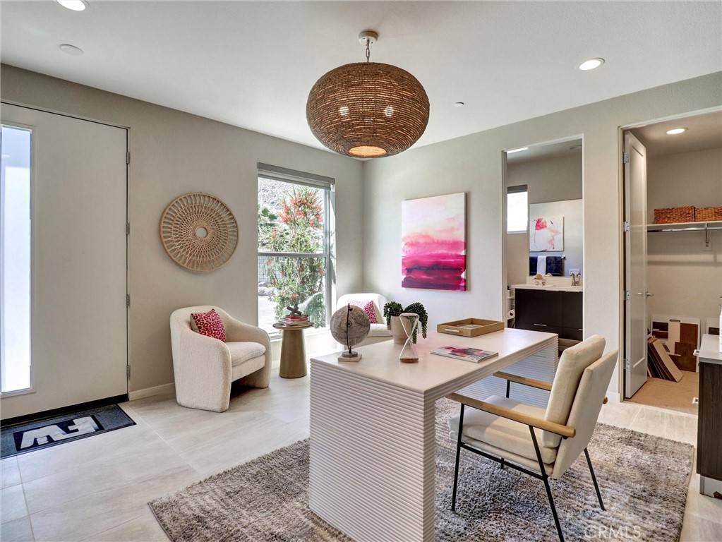 Palm Springs, CA 92264,730 Obsidian LOOP E #72