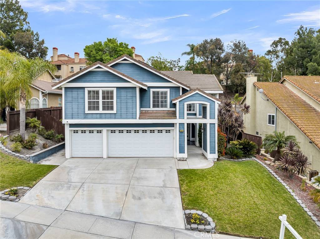 Corona, CA 92882,1221 Kraemer DR