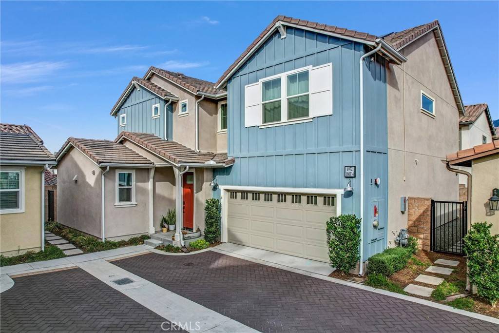 Fontana, CA 92336,6972 Calla Lily DR #4
