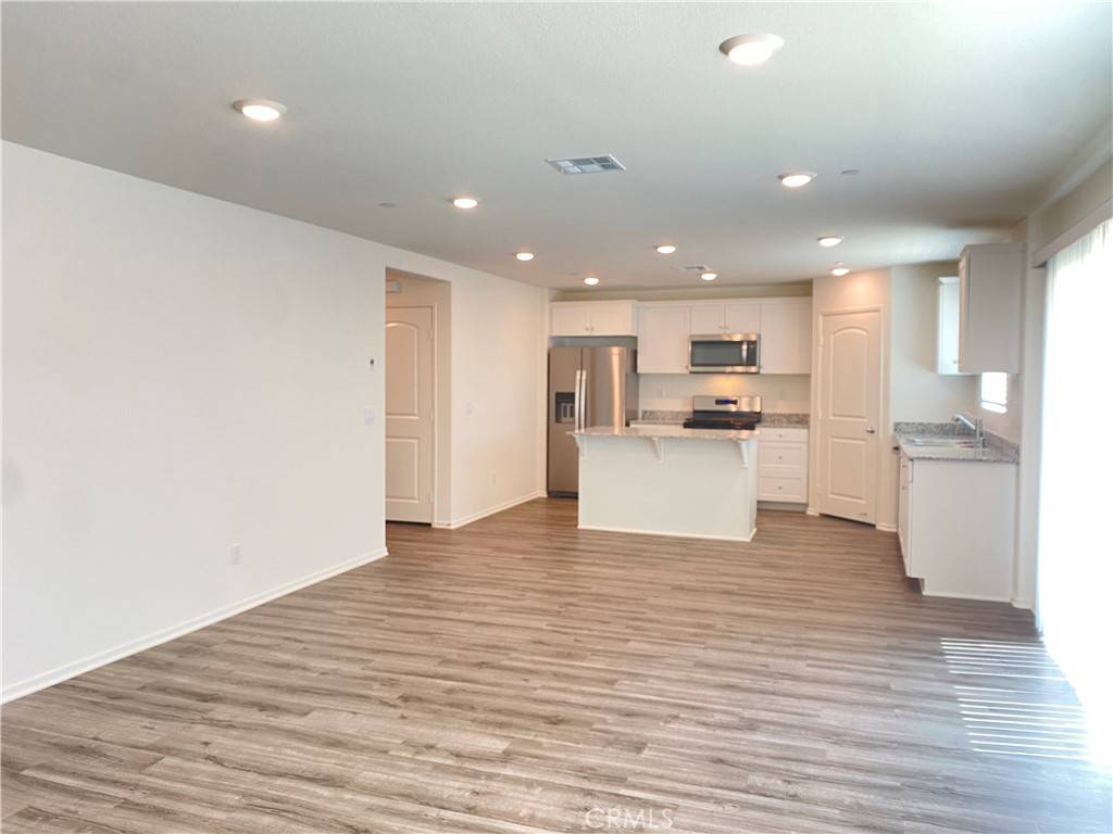 26101 Cirrus LN Moreno Valley, CA 92555