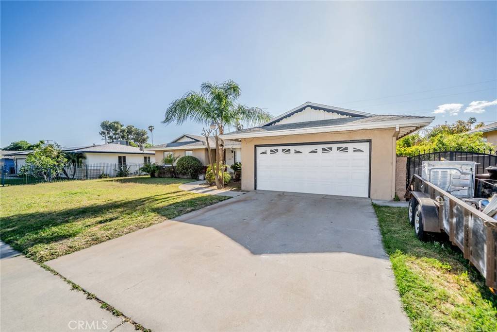 Rialto, CA 92376,1032 N Sycamore AVE
