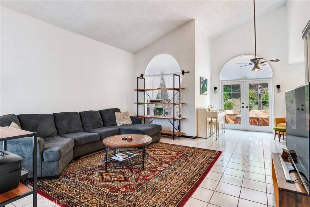 San Bernardino, CA 92410,589 S Sutter AVE