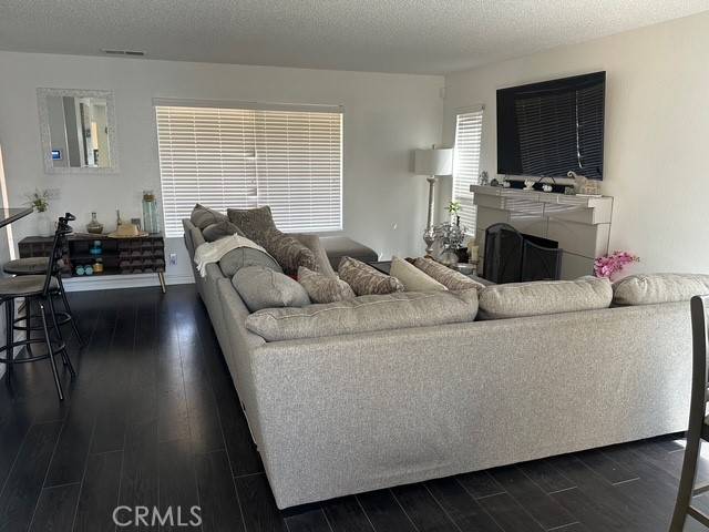 Moreno Valley, CA 92557,23587 Parkland AVE