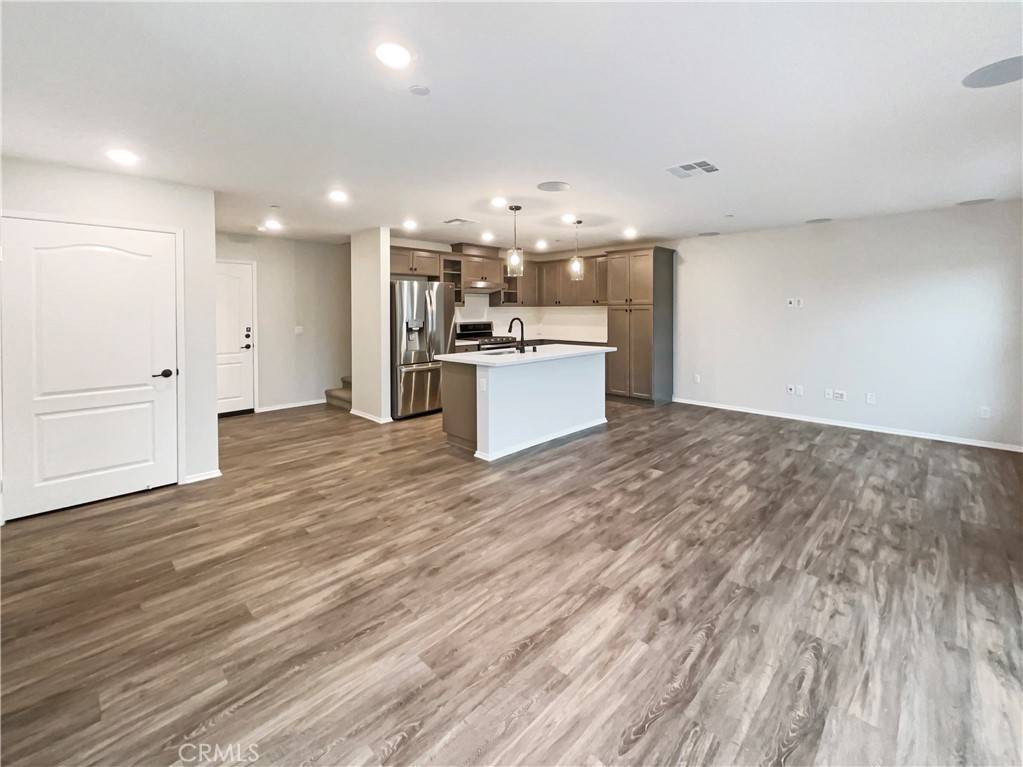 Fontana, CA 92336,7155 Citrus AVE #344
