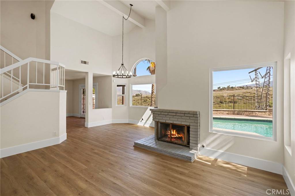 Corona, CA 92883,9239 Stone Canyon RD