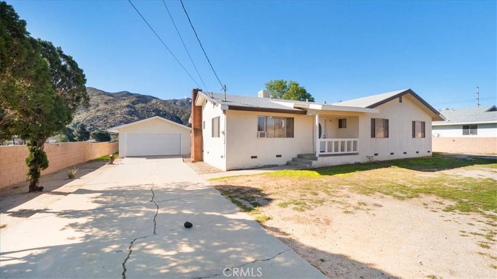 Banning, CA 92220,514 E Victory AVE