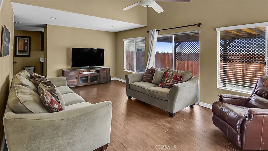 Fontana, CA 92336,16285 Barbee ST