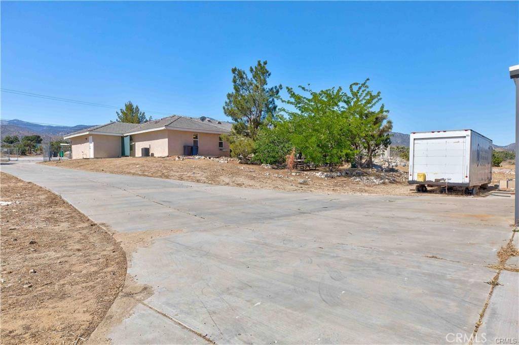 Pinon Hills, CA 92372,1678 Green RD