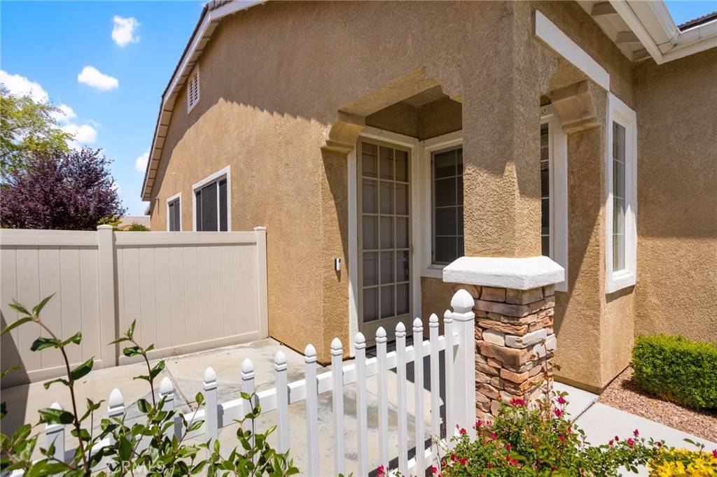 Apple Valley, CA 92308,19536 Cherrydale CT