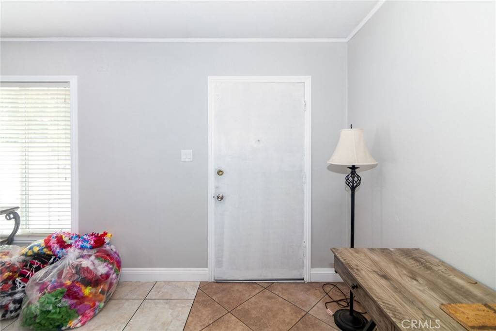 Jurupa Valley, CA 92509,3911 Pontiac AVE