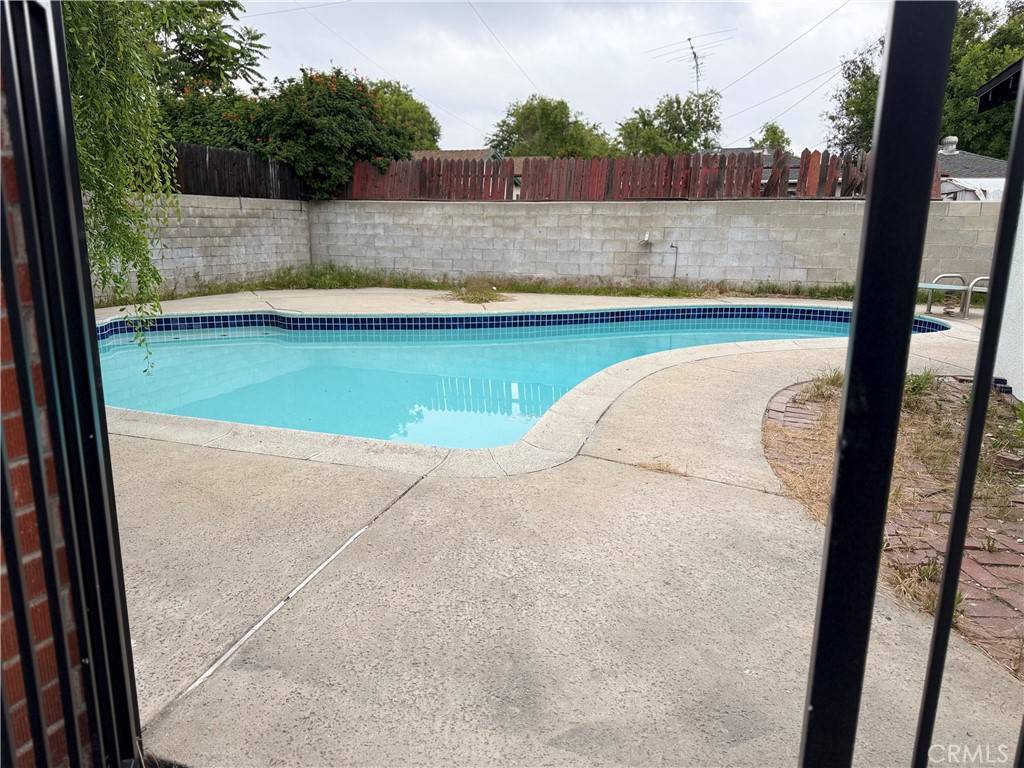 San Bernardino, CA 92405,3067 Genevieve ST