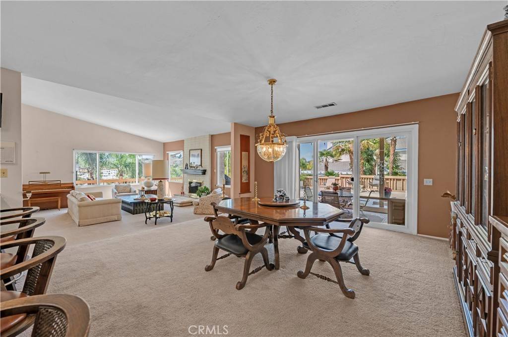 Canyon Lake, CA 92587,23316 Gray Fox DR