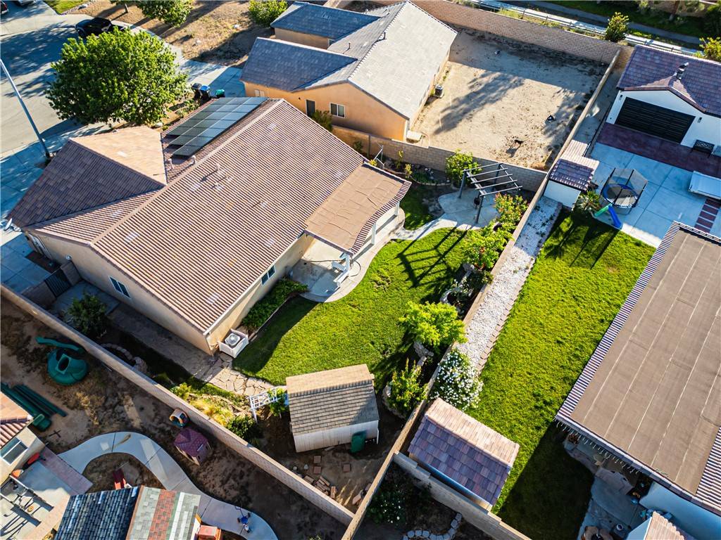 Lancaster, CA 93535,3261 James CT