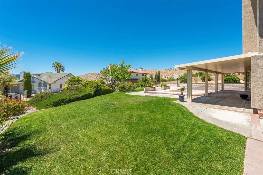 Apple Valley, CA 92307,16350 Ridge View DR