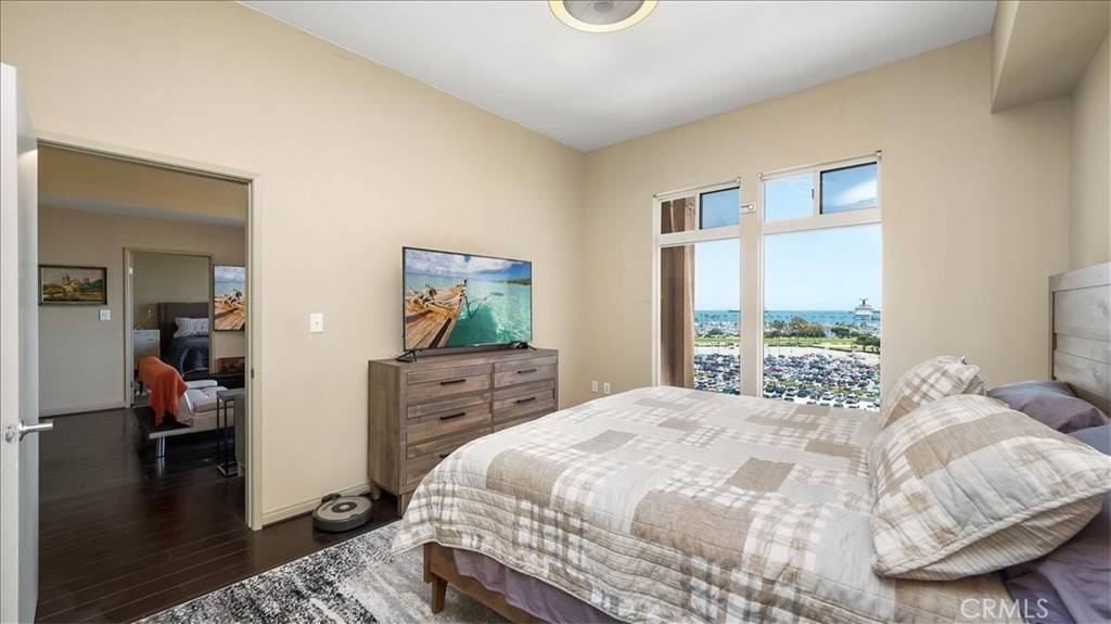 Long Beach, CA 90802,488 E Ocean BLVD #708