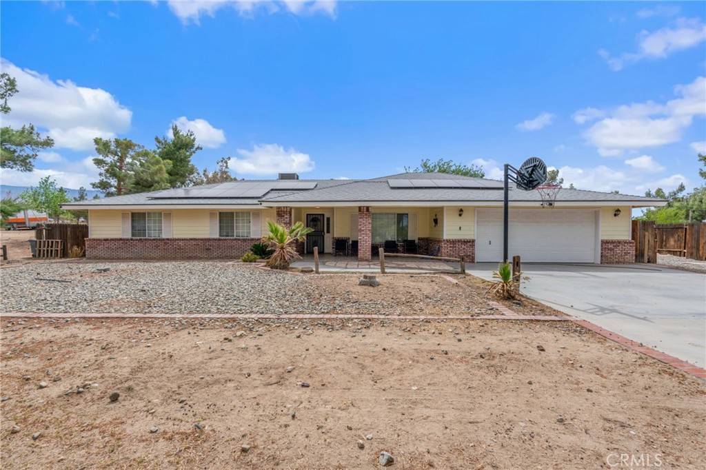 10080 Valle Vista RD Phelan, CA 92371