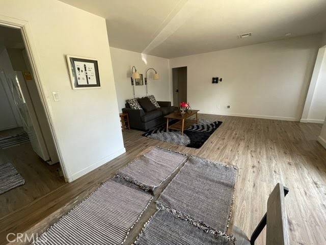 Bakersfield, CA 93305,521 Walnut AVE