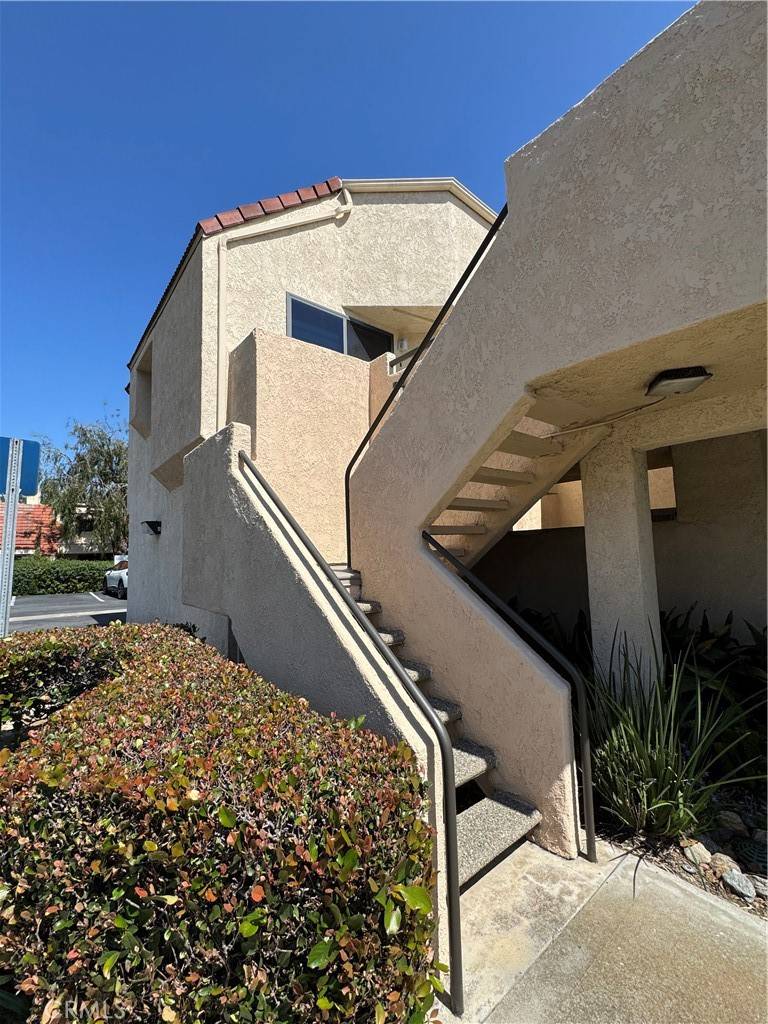 Laguna Niguel, CA 92677,1 Martinique ST