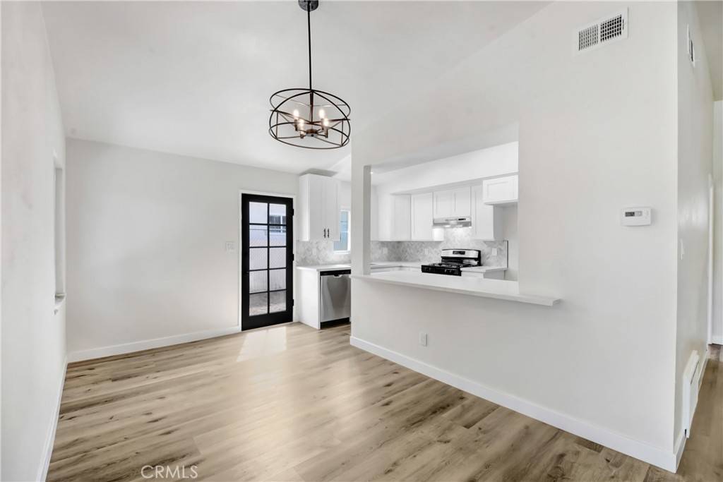 Pomona, CA 91768,2073 Arthur AVE