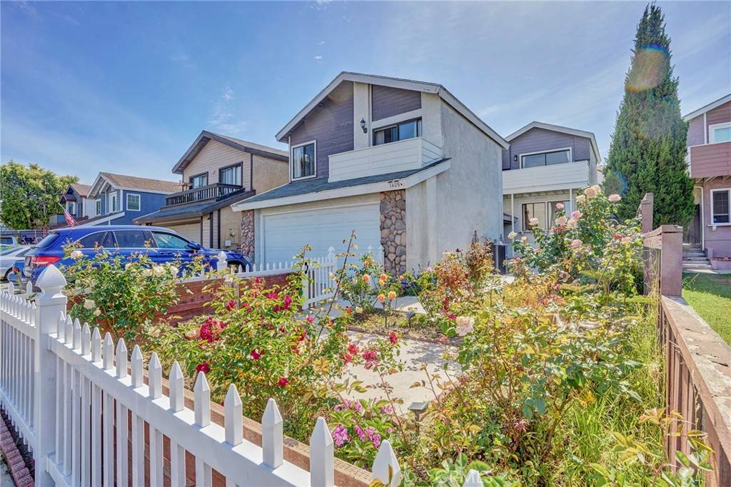 Huntington Beach, CA 92648,1409 Lakeside LN
