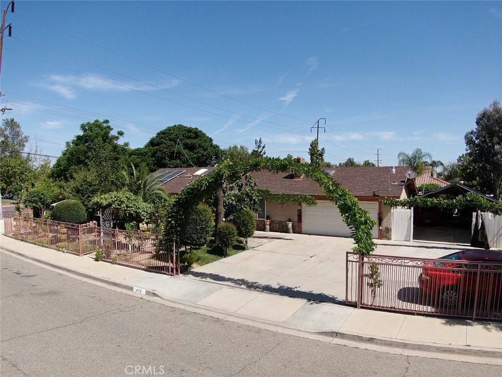 Perris, CA 92571,410 Water