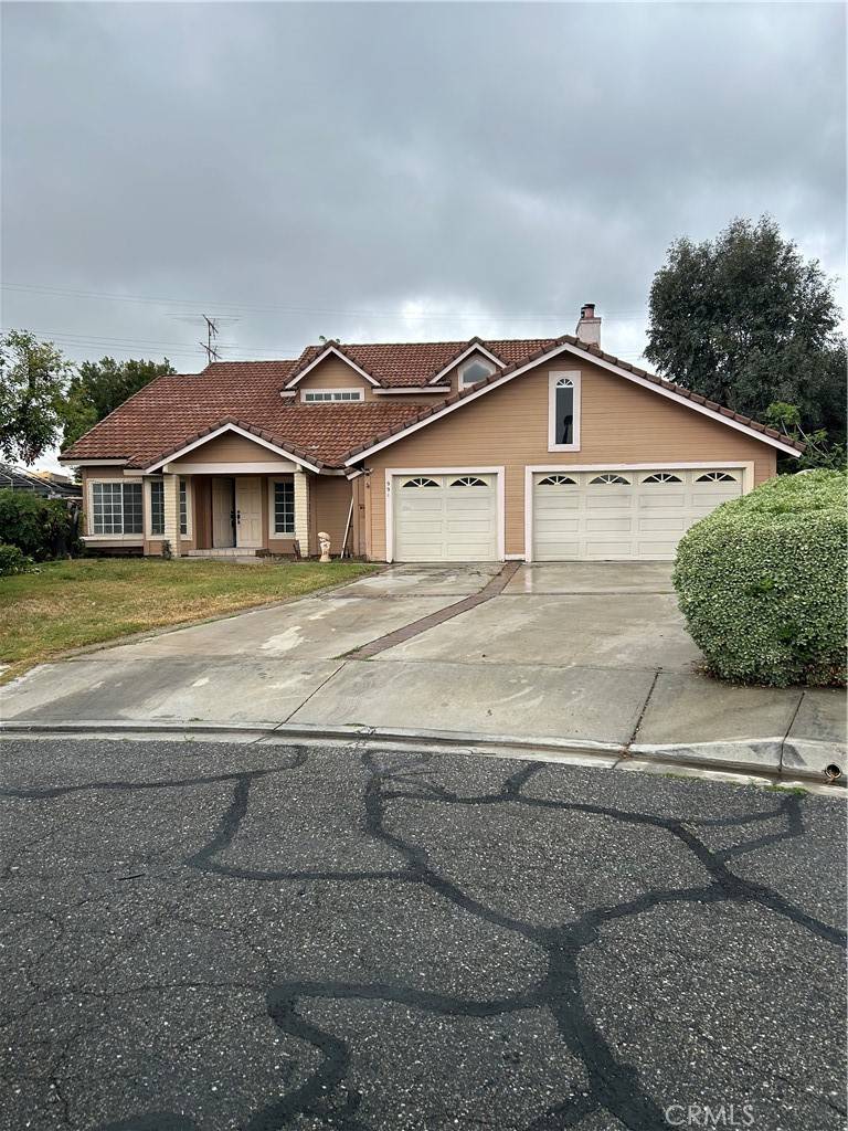 Colton, CA 92324,991 Latham ST