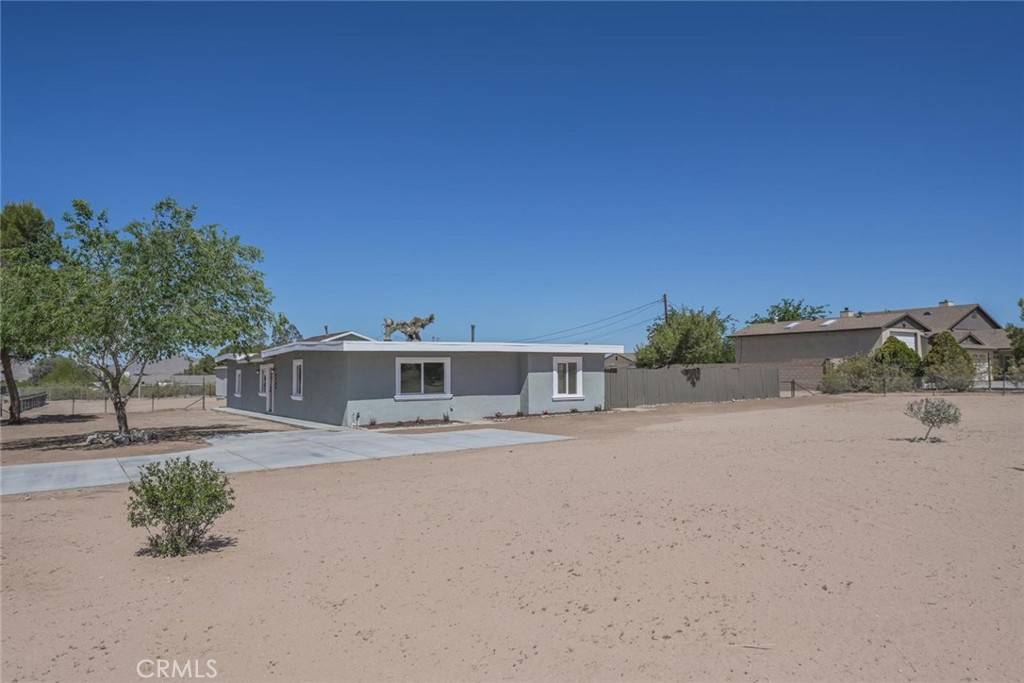 Apple Valley, CA 92307,16762 Century Plant RD