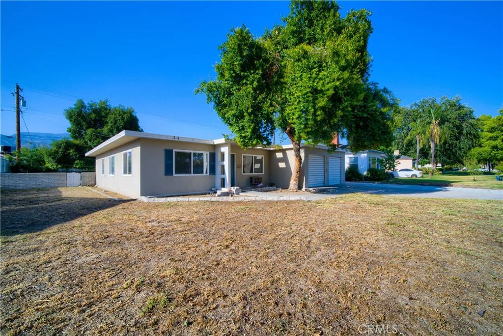 San Bernardino, CA 92404,214 E Marshall BLVD