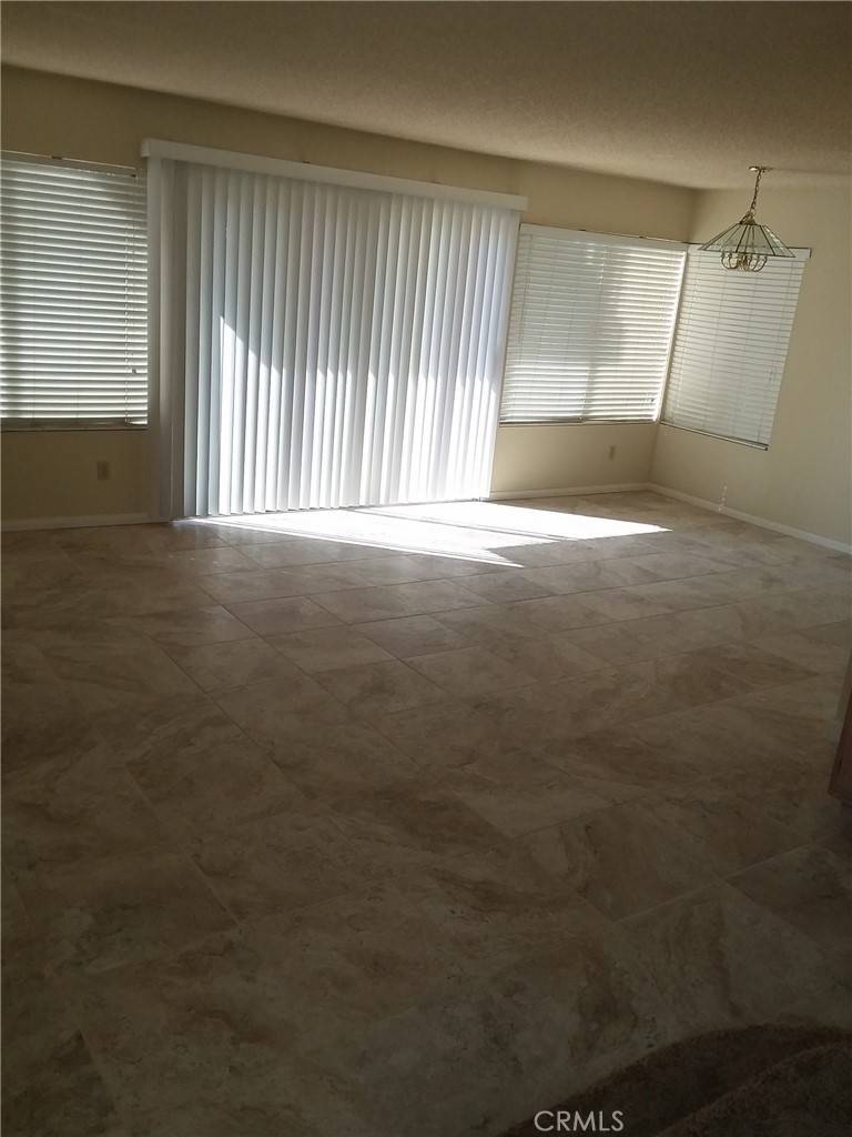 Moreno Valley, CA 92551,25113 Red Maple LN