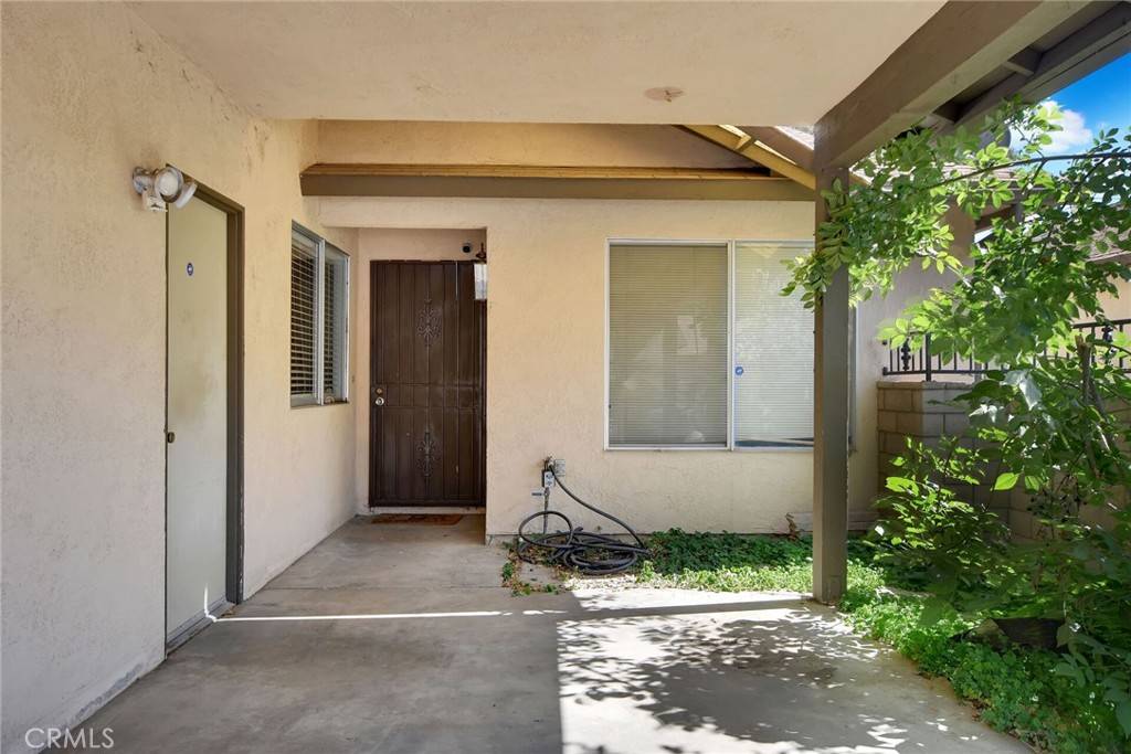 San Jacinto, CA 92583,638 W Villa Chaparral RD