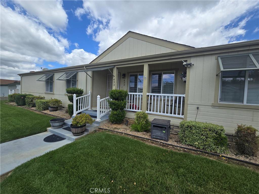 Calimesa, CA 92320,10961 Desert Lawn DR
